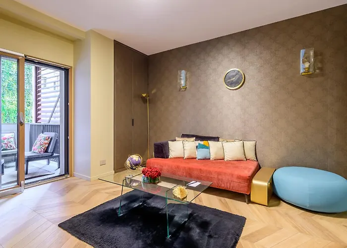 Trastevere Boutique With Gym And Steam Shower Daire
