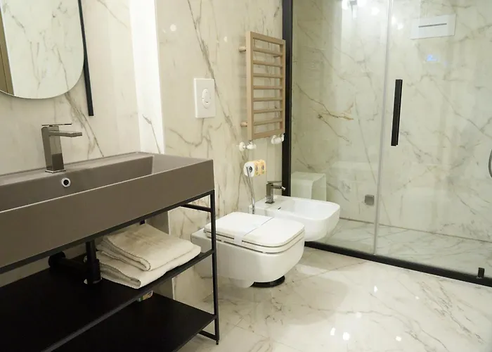 Апартаменты Trastevere Boutique With Gym And Steam Shower
