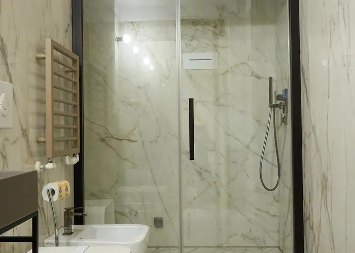 Trastevere Boutique With Gym And Steam Shower Daire